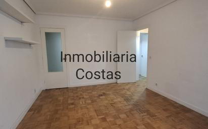 Flat for sale in Vigo