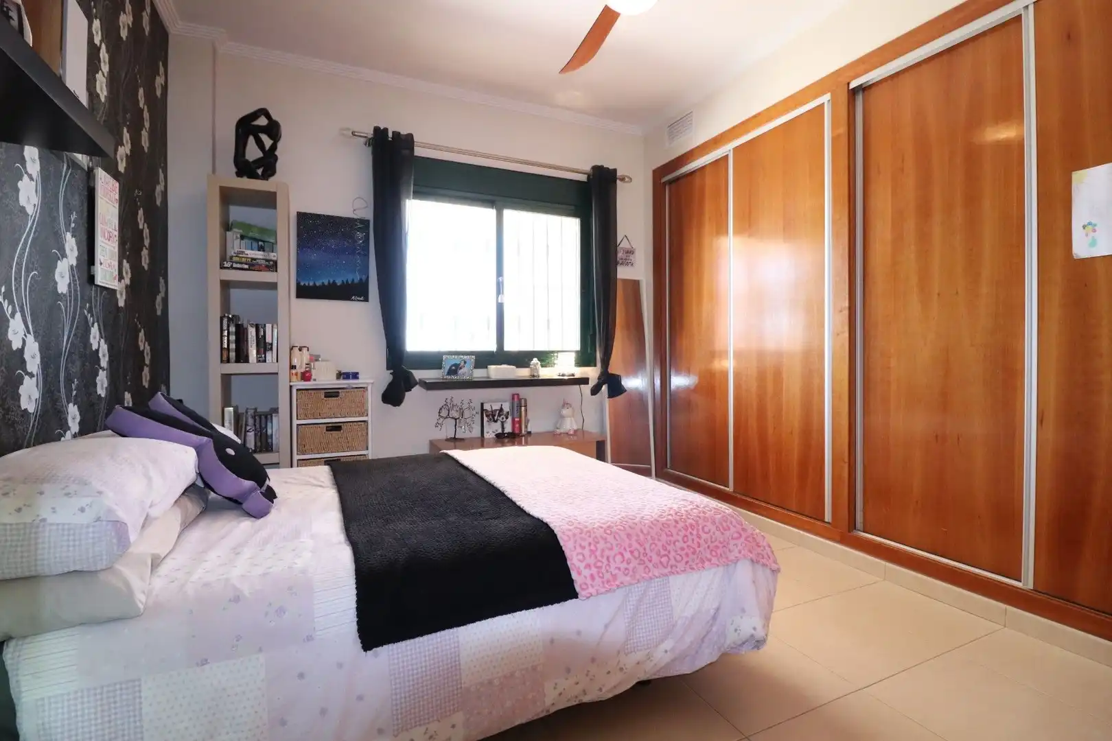 Dormitori de Casa o xalet en venda en Rojales amb Piscina comunitària
