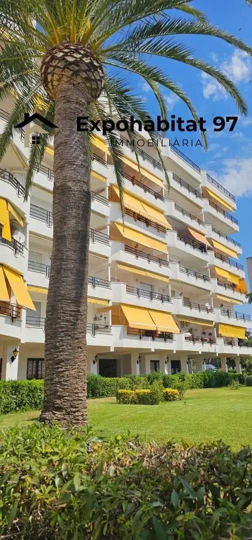 Vista exterior de Apartamento en venta en Mont-roig del Camp con Aire acondicionado y Piscina comunitaria