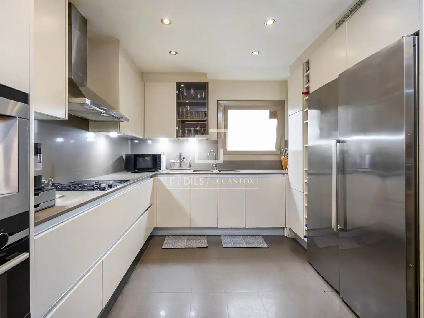 Kitchen of Flat for sale in Barcelona  with Air Conditioner, Heating and Terrace