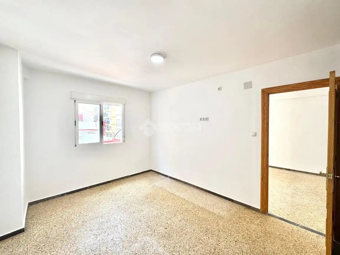 Habitación de Piso en venta en Almería