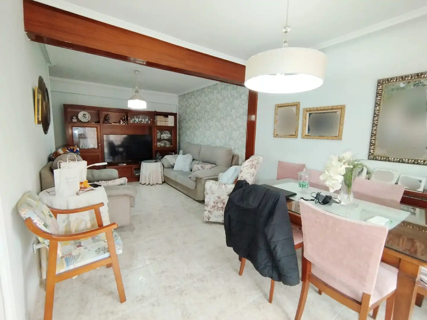 Sala d'estar de Pis en venda en Tomelloso amb Aire condicionat, Terrassa i Moblat