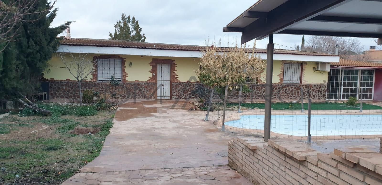 Jardí de Casa o xalet en venda en San Mateo de Gállego amb Calefacció, Jardí privat i Piscina