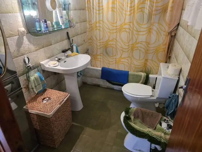Baño de Casa o chalet en venta en Oliva de Plasencia con Calefacción y Jardín privado