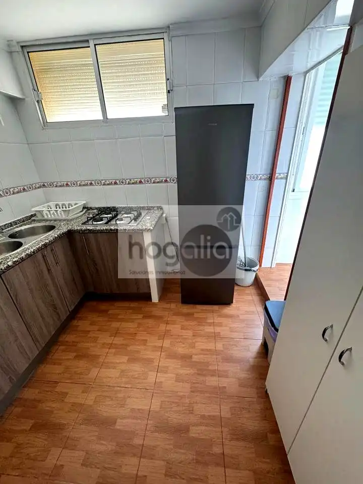 Kitchen of Flat for rent in Sevilla  with Storage room and Furnished