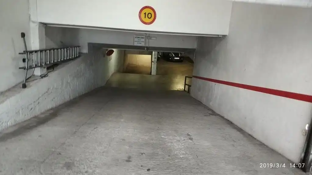 Parcheggio in affitto a Calle MONLAU 5, imagen 3