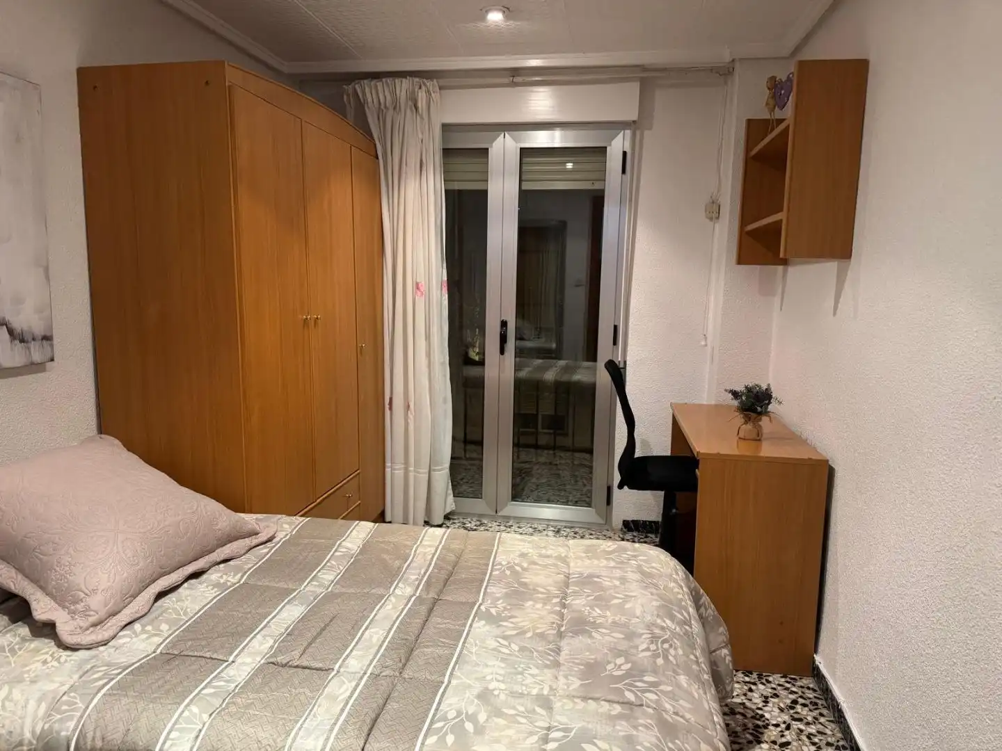 Bedroom of Flat for rent in Elche ciudad