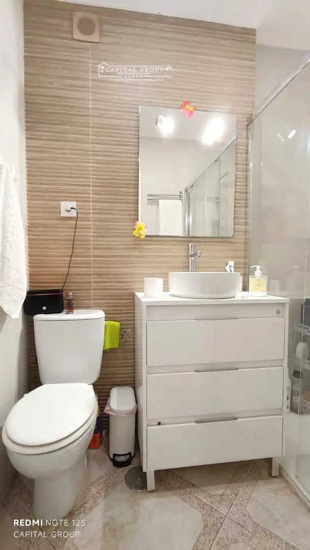 Baño de Piso en venta en Huelva con Aire acondicionado, Terraza y Amueblado