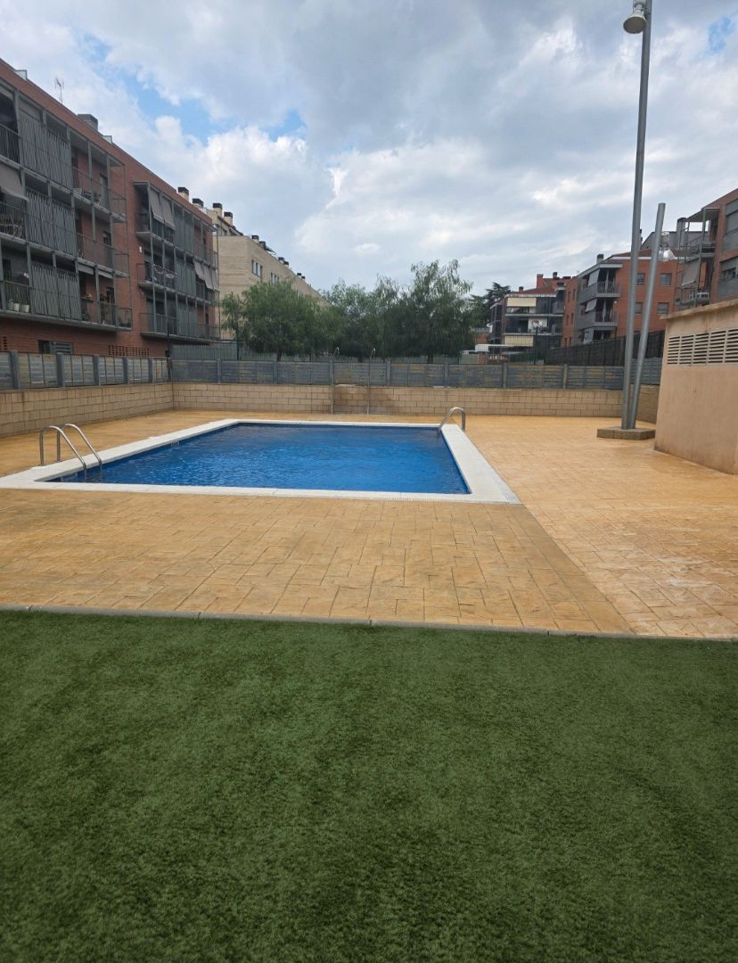 Swimming pool of Flat for sale in Sant Fost de Campsentelles  with Heating, Parquet flooring and Storage room