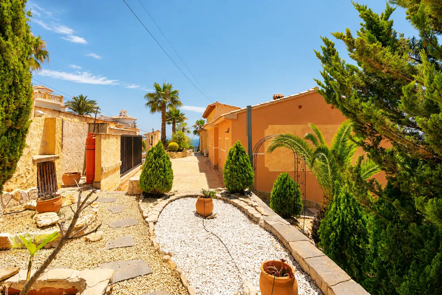 Vista exterior de Casa o chalet en venta en L'Alfàs del Pi