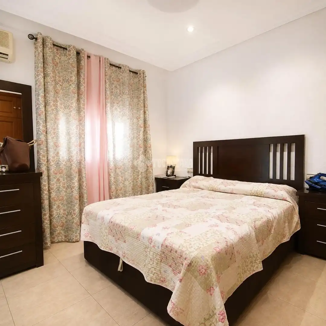 Habitación de Piso en venta en Córdoba con Aire acondicionado