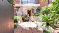 Jardí de Casa adosada en venda en Sant Feliu de Llobregat amb Aire condicionat, Calefacció i Jardí privat
