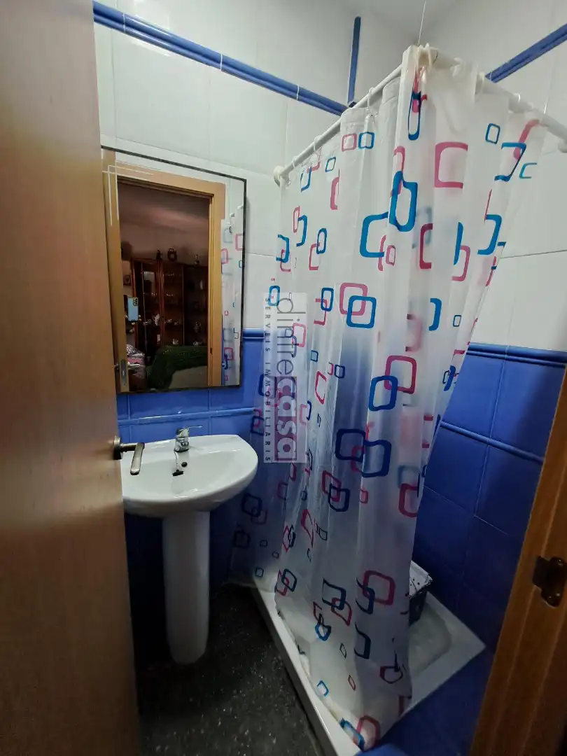 Badezimmer von Haus oder Chalet zum Verkauf in Tordera mit Ofen