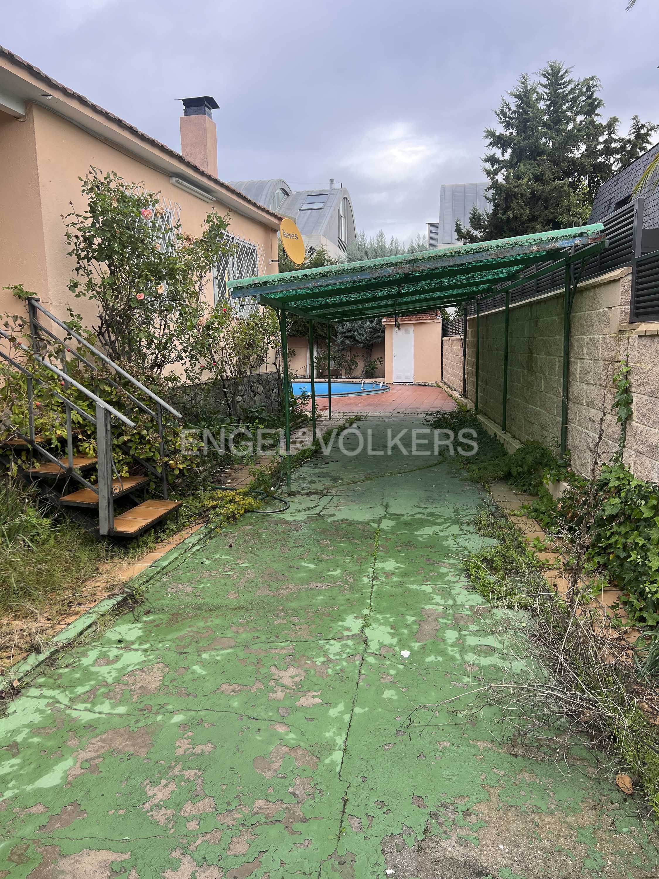 Casa o xalet en venda en Pozuelo de Alarcón amb Calefacció, Jardí privat i Piscina