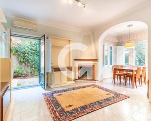 Casa o xalet en venda en Sant Feliu de Llobregat amb Aire condicionat, Calefacció i Jardí privat