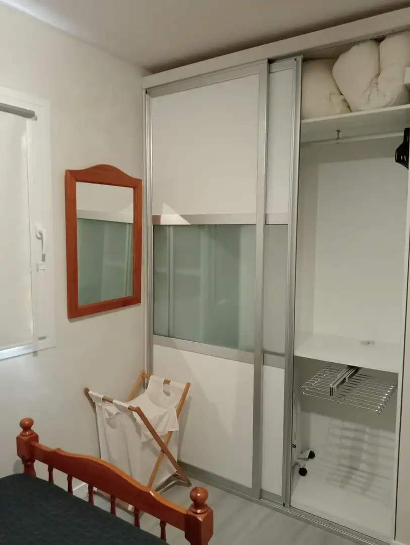 Habitación de Apartamento en venta en La Antilla con Terraza y Amueblado