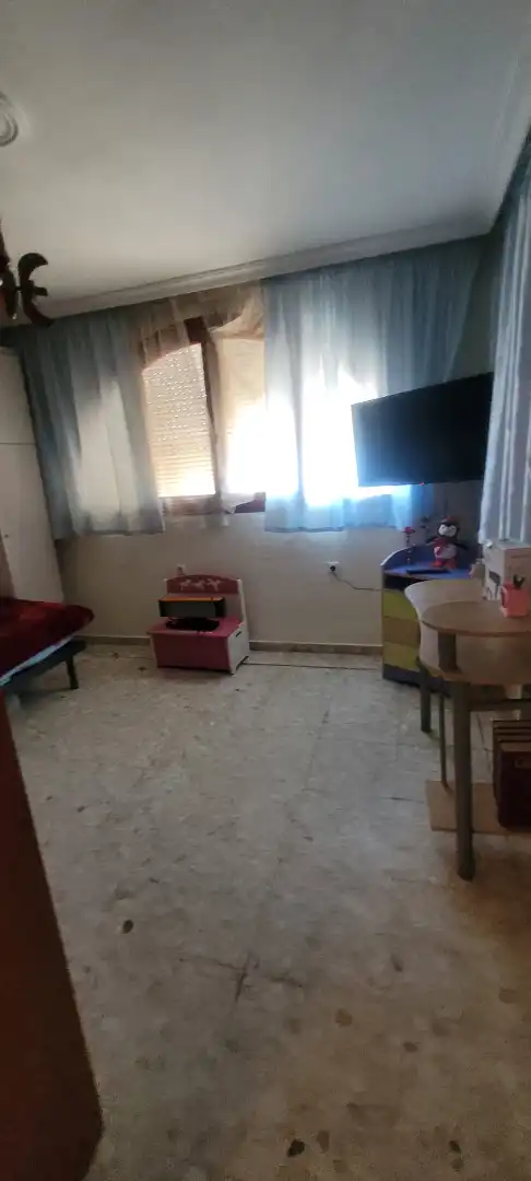 Dormitori de Casa o xalet en venda en Algeciras amb Aire condicionat, Jardí privat i Terrassa