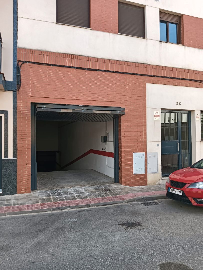 Aparcament de Garatge en venda en Dos Hermanas