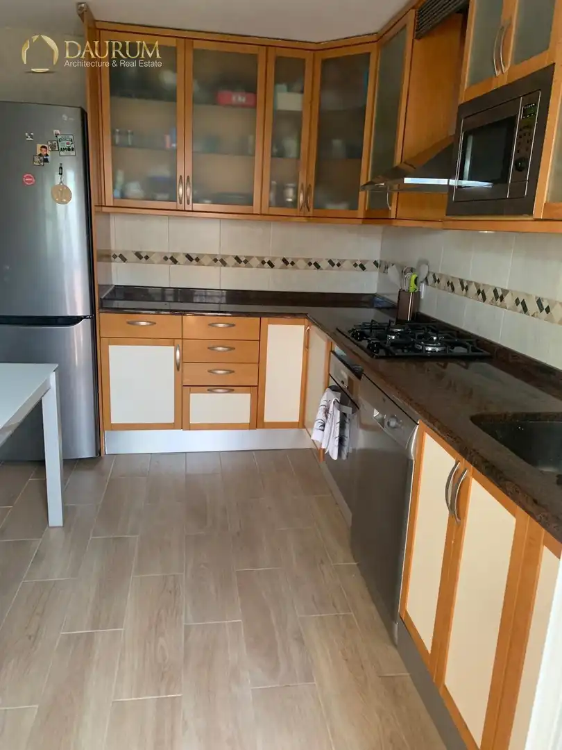 Cuina de Pis en venda en Paracuellos de Jarama amb Aire condicionat, Terrassa i Piscina