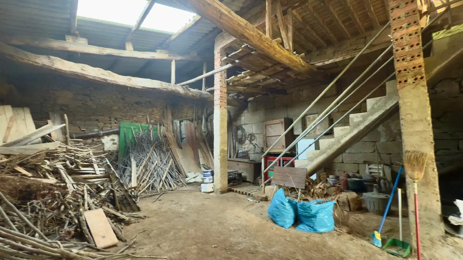 Finca rústica en venta en Cenlle con Jardín privado, Terraza y Trastero