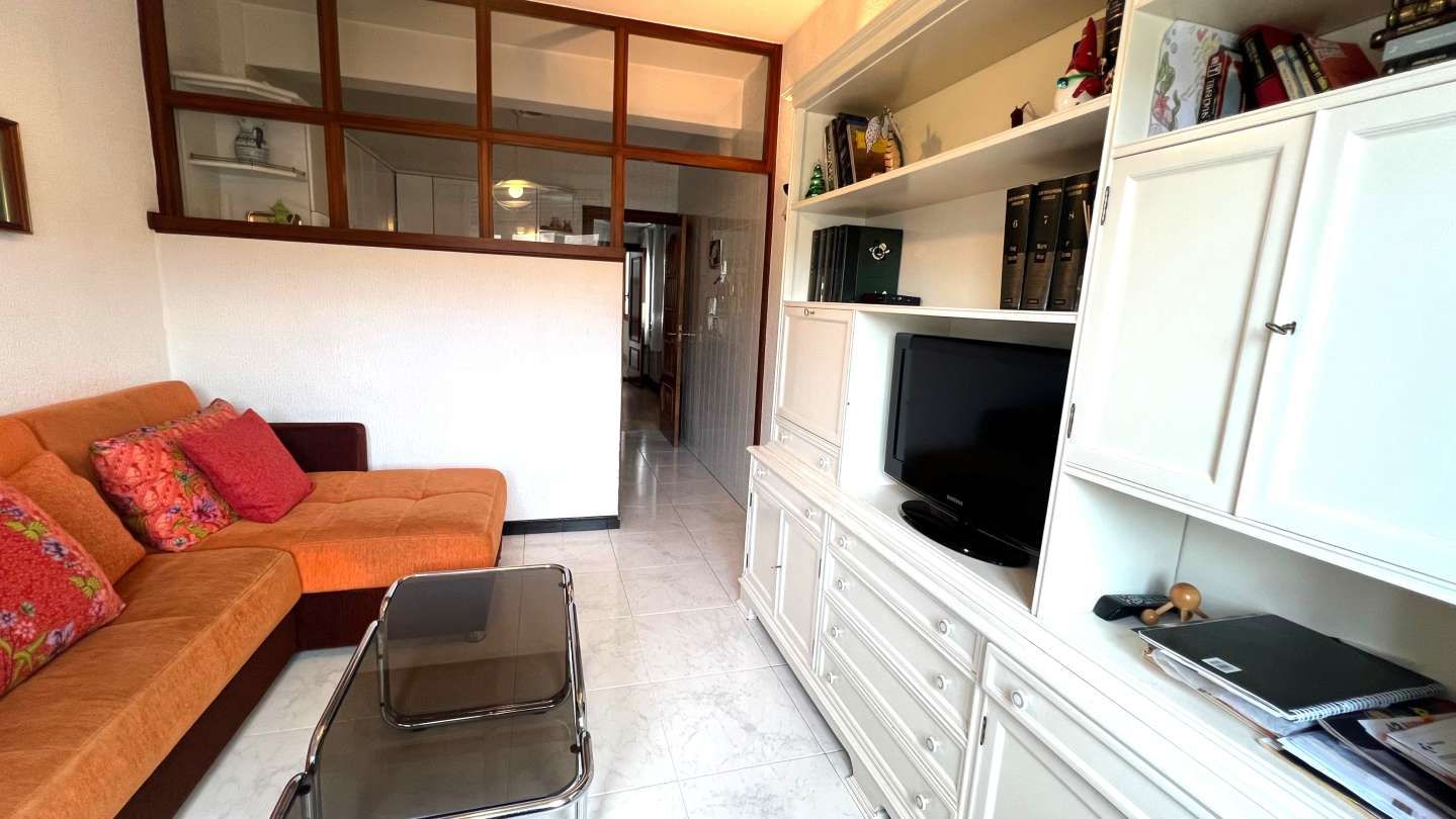Sala d'estar de Pis en venda en Vitoria - Gasteiz amb Calefacció, Terrassa i Traster