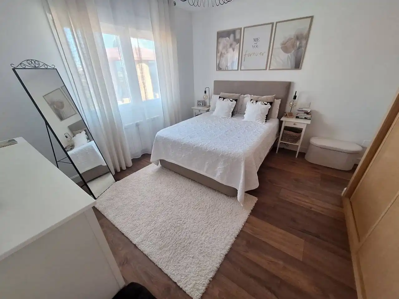 Habitación de Casa adosada en venta en Carranque con Aire acondicionado, Calefacción y Terraza