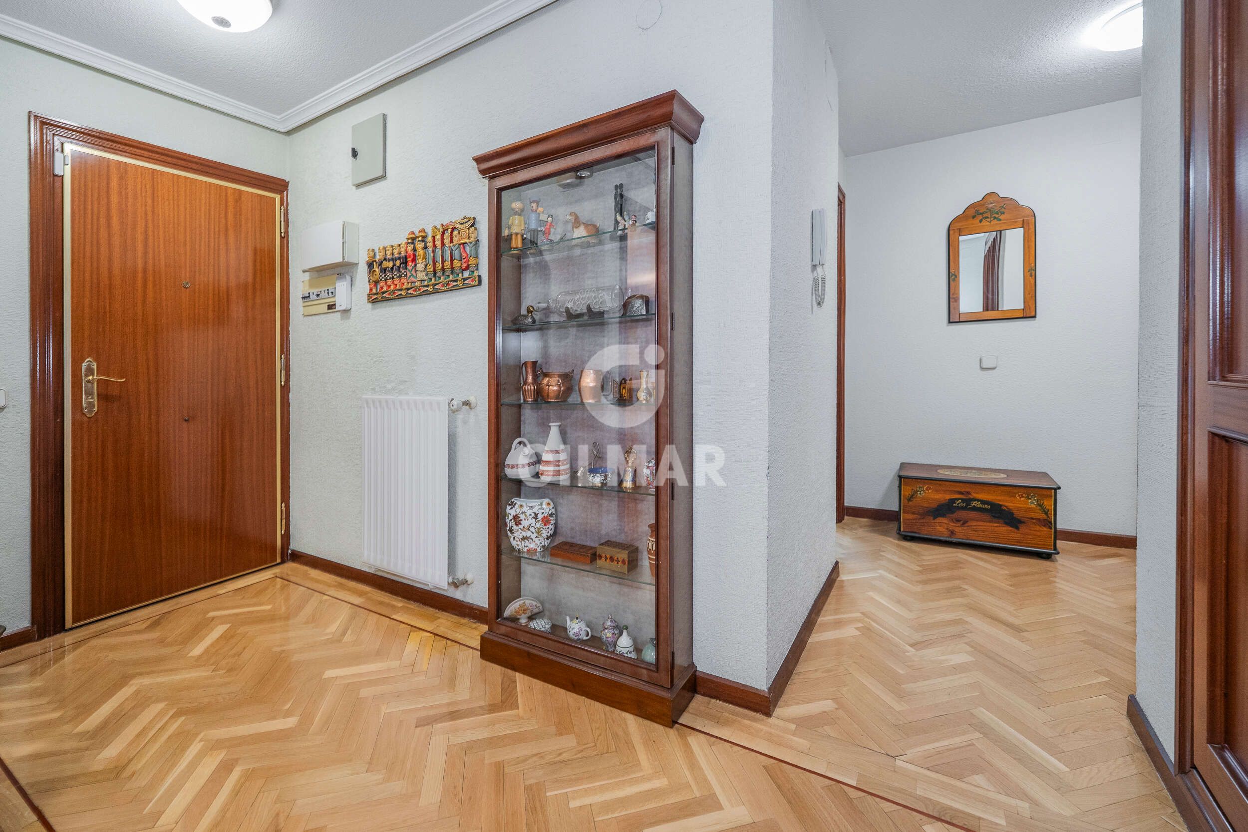 Flat for sale in  Madrid Capital  with Heating, Private garden and Swimming Pool