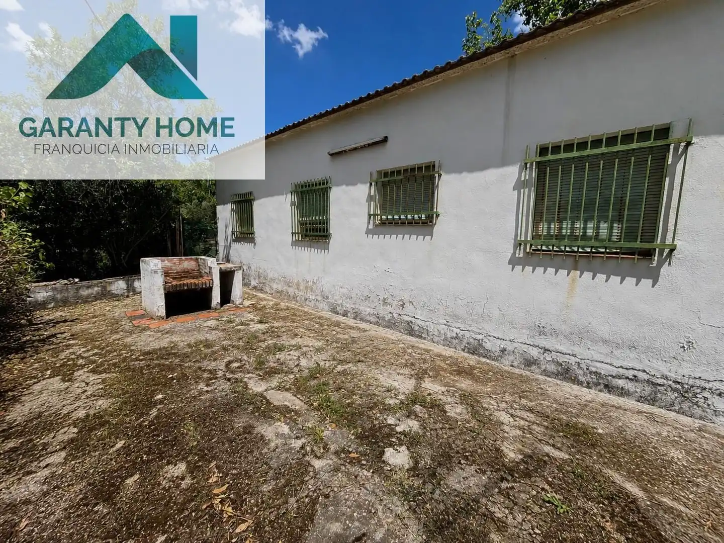 Vista exterior de Casa o chalet en venta en Martos con Jardín privado, Trastero y Piscina