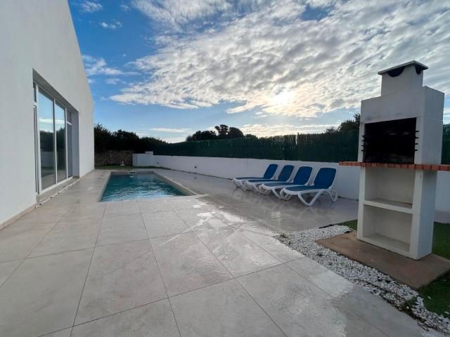 Piscina de Casa o xalet en venda en Ciutadella de Menorca amb Jardí privat, Terrassa i Piscina