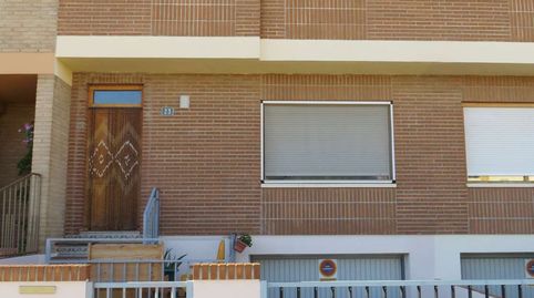 Solvia Inmobiliaria  Chalet adosado Almansa