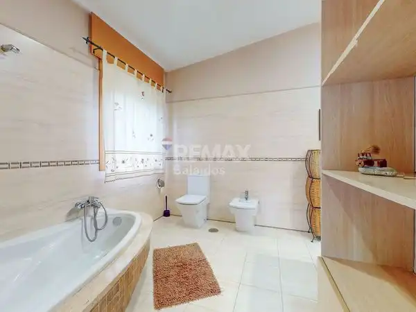 House for sale in Rua Vendanova, imagen 35