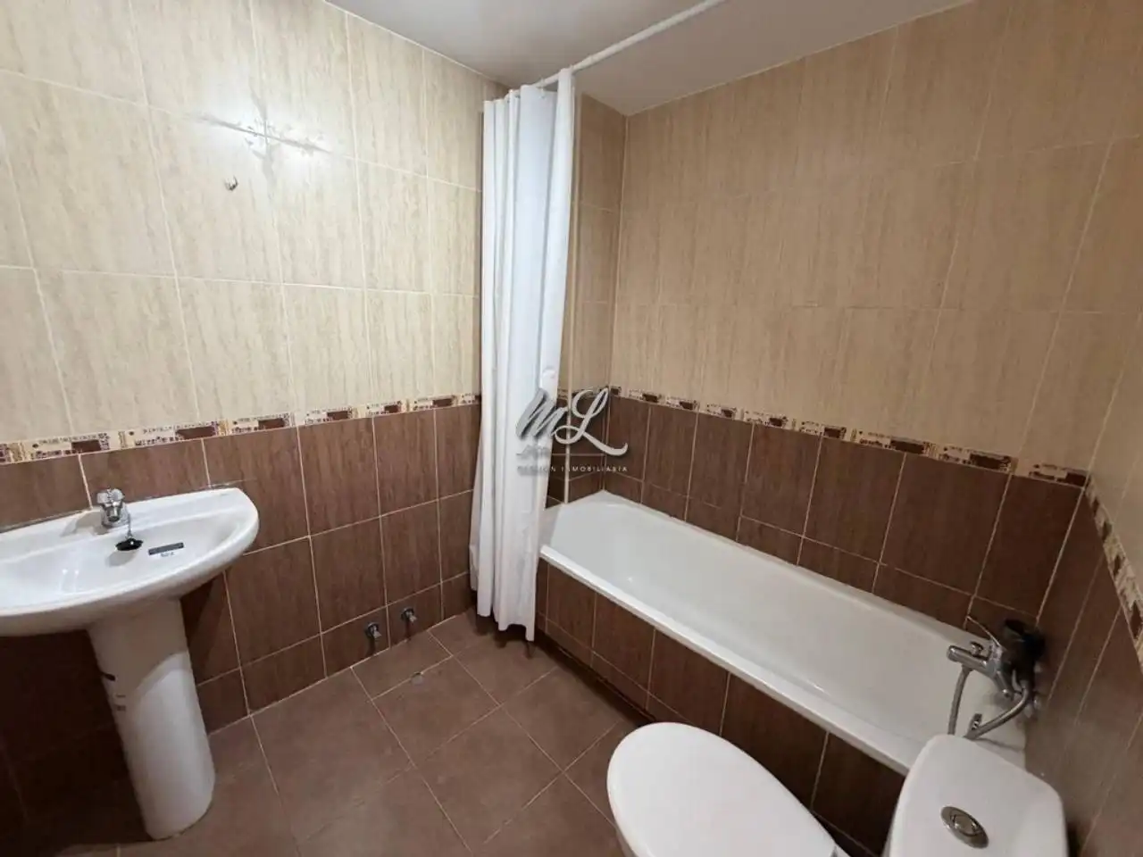 Badezimmer von Wohnung zum Verkauf in Bargas mit Heizung