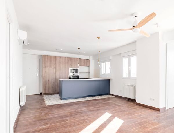 Kitchen of Flat for sale in  Madrid Capital  with Air Conditioner and Heating