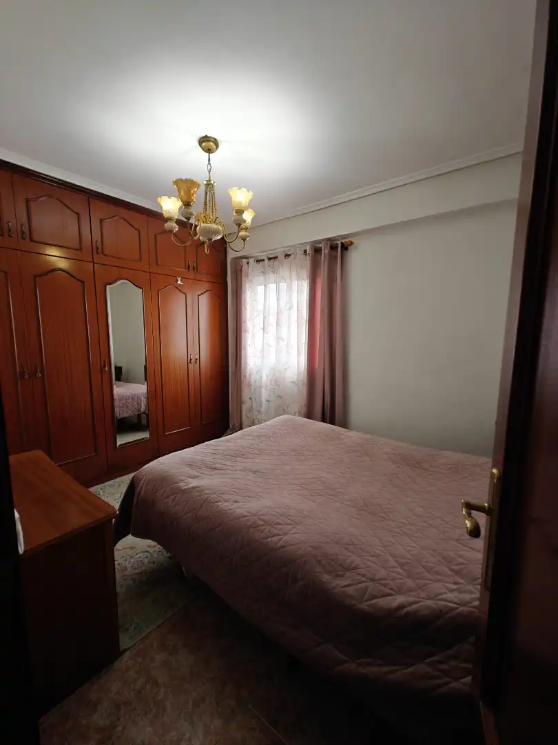 Bedroom of Flat for rent in Valencia  with Air Conditioner, Furnished and Balcony