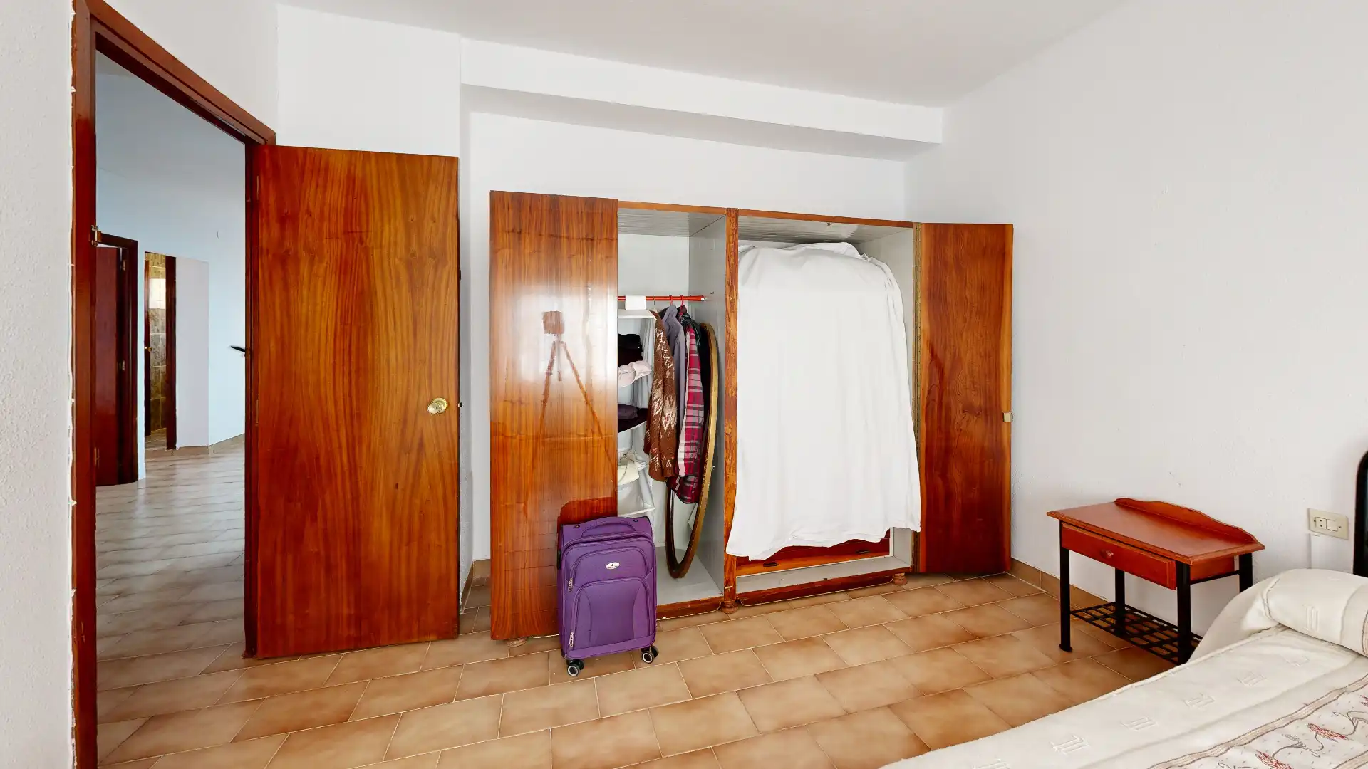 Habitación de Casa adosada en venta en Hellín con Jardín privado, Trastero y Amueblado