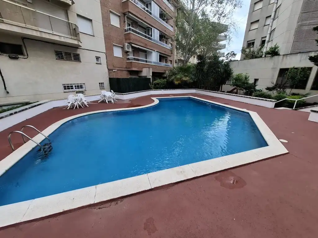 Piscina de Pis en venda en Pineda de Mar