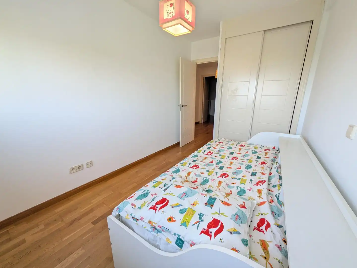Dormitori de Casa adosada en venda en Villalbilla amb Calefacció, Jardí privat i Terrassa