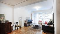 Living room of Flat for sale in  Madrid Capital  with Air Conditioner, Terrace and Balcony