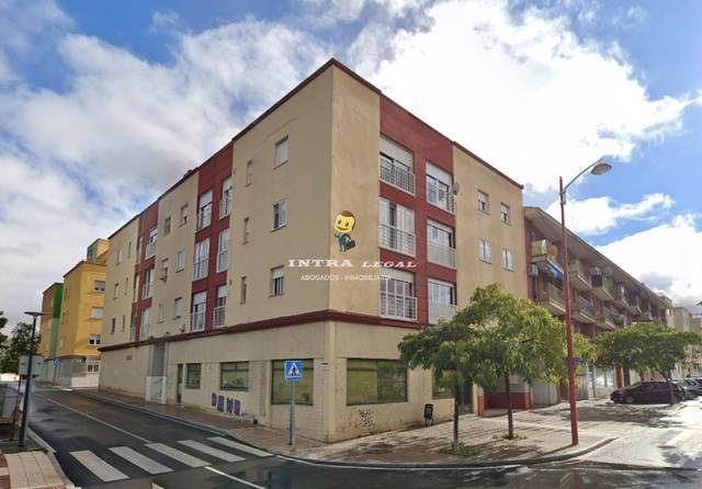 Local comercial en Venta en Paseo bajada del río en Santa Marta de Tormes