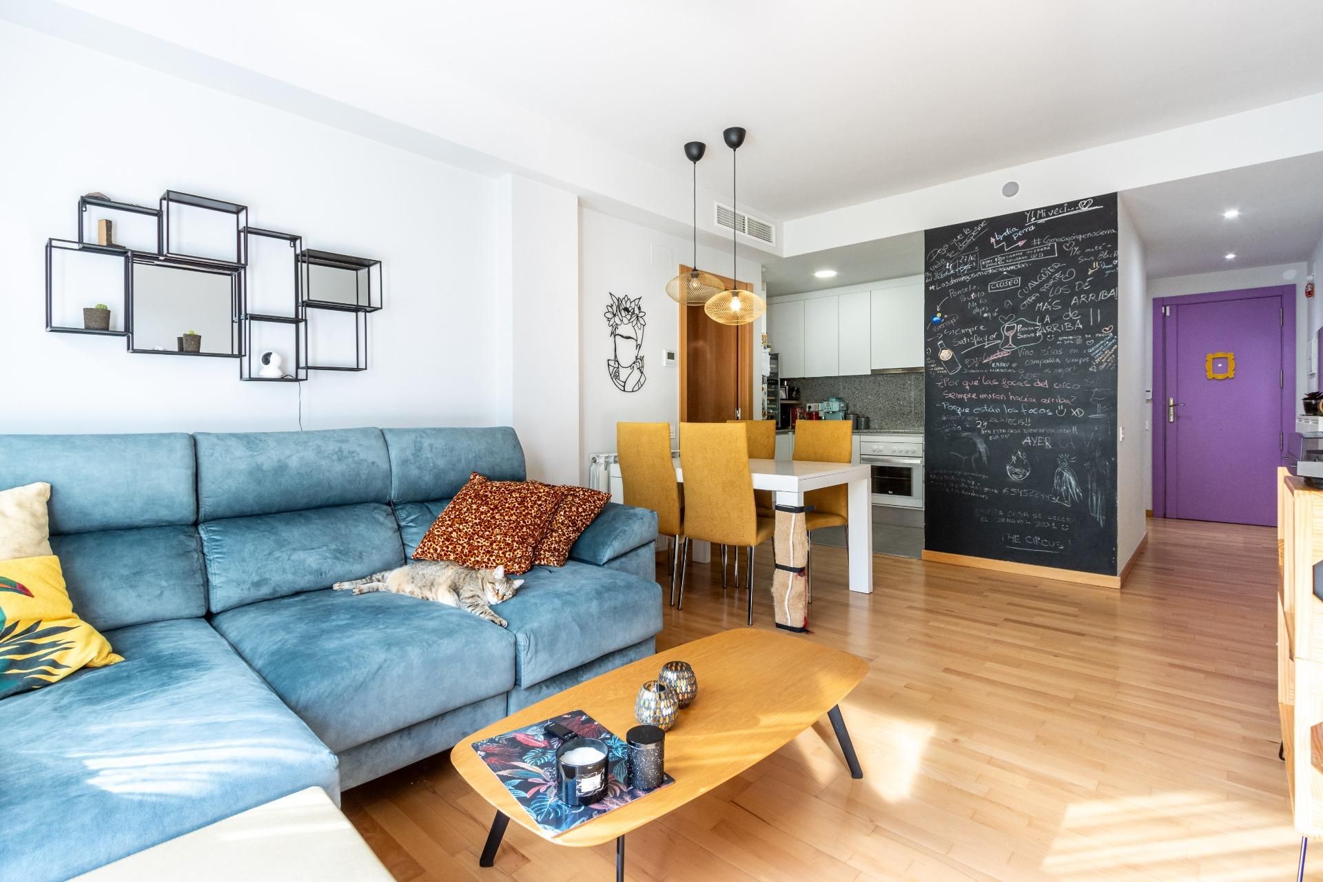 Living room of Planta baja for sale in Terrassa  with Air Conditioner, Heating and Parquet flooring