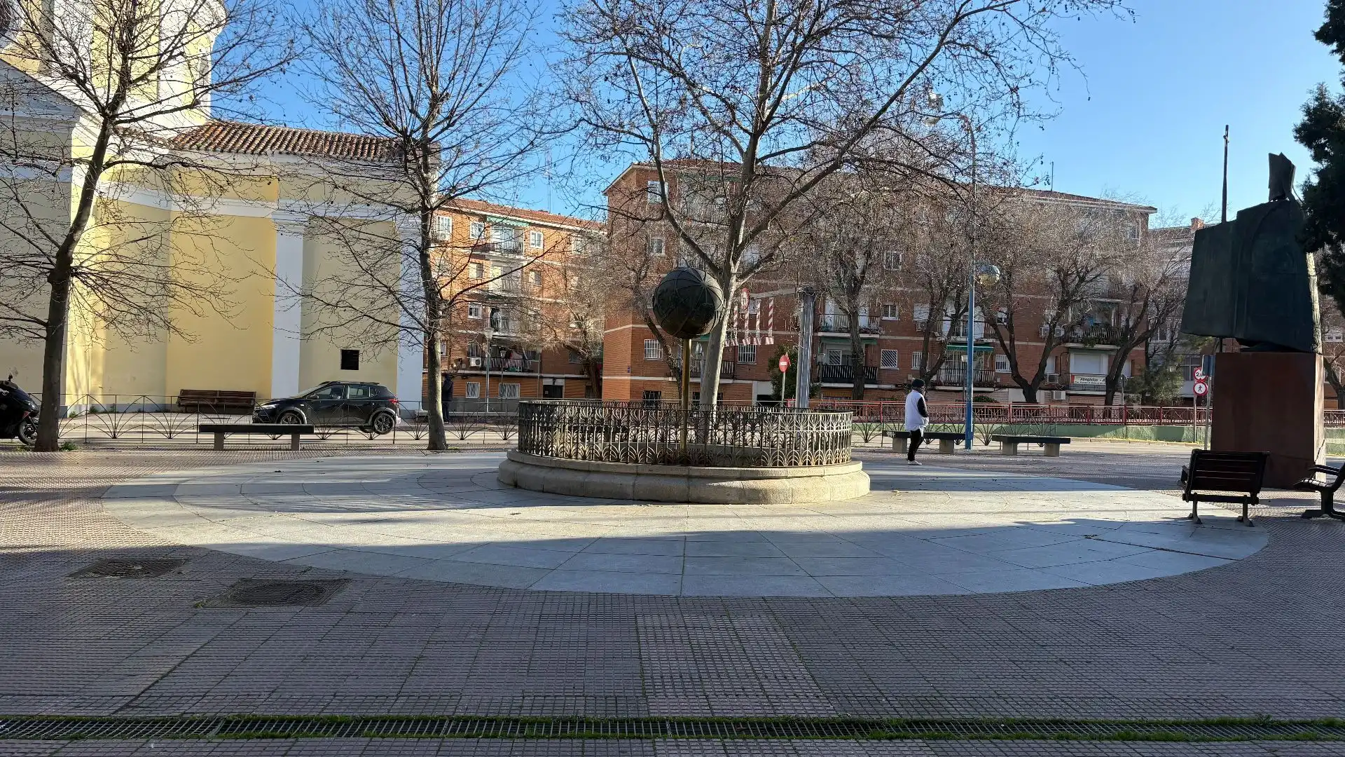 Exterior view of Commercial properties for sale in Leganés