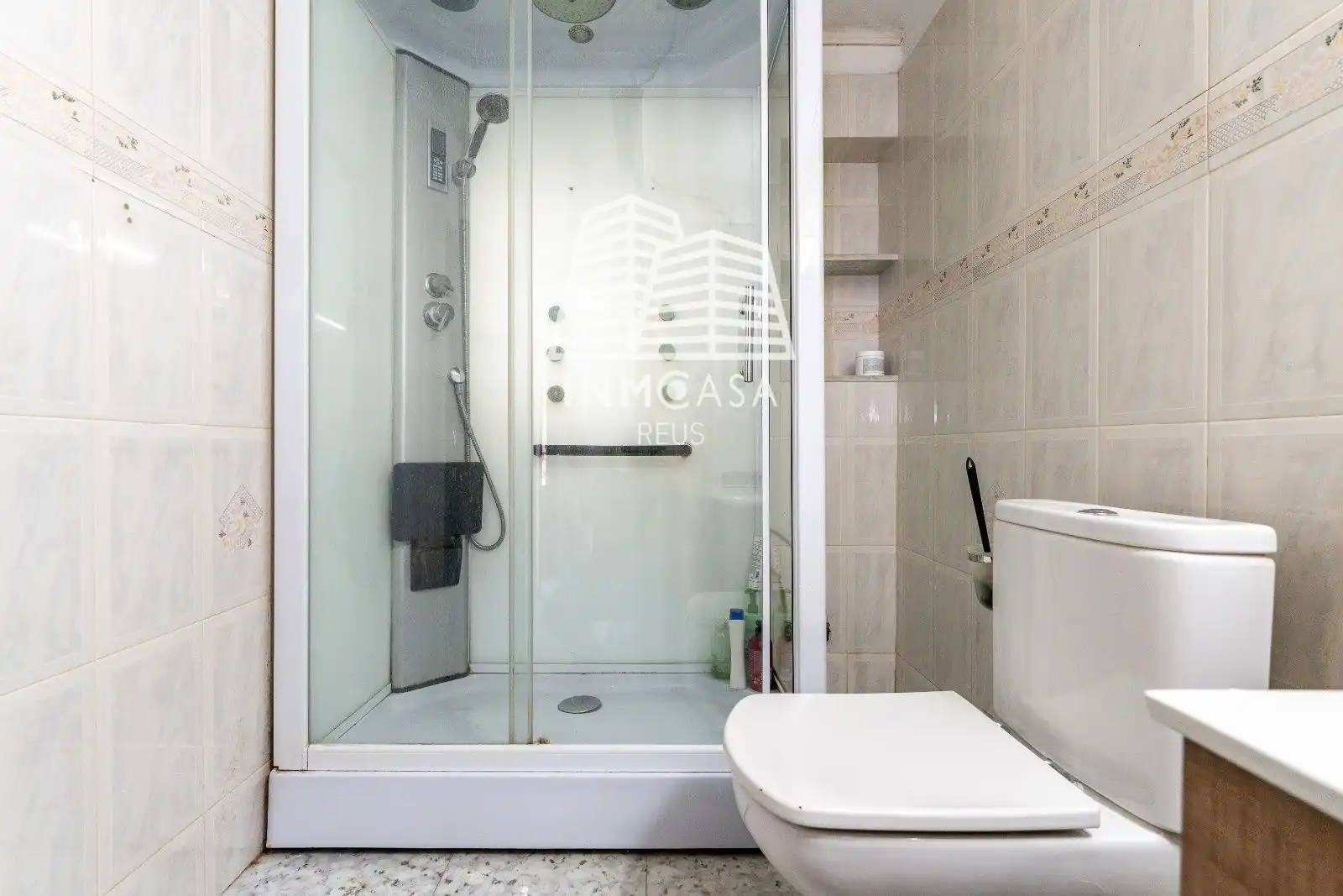 Badezimmer von Wohnung zum Verkauf in Tarragona