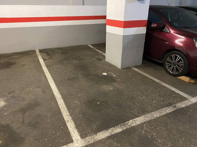 Garaje en Venta en Constitucio en La Bordeta