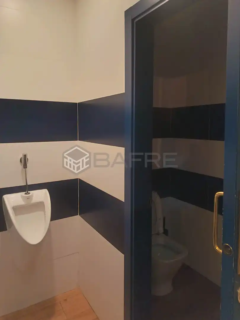 Badezimmer von Geschaftsraum zur Miete in Málaga