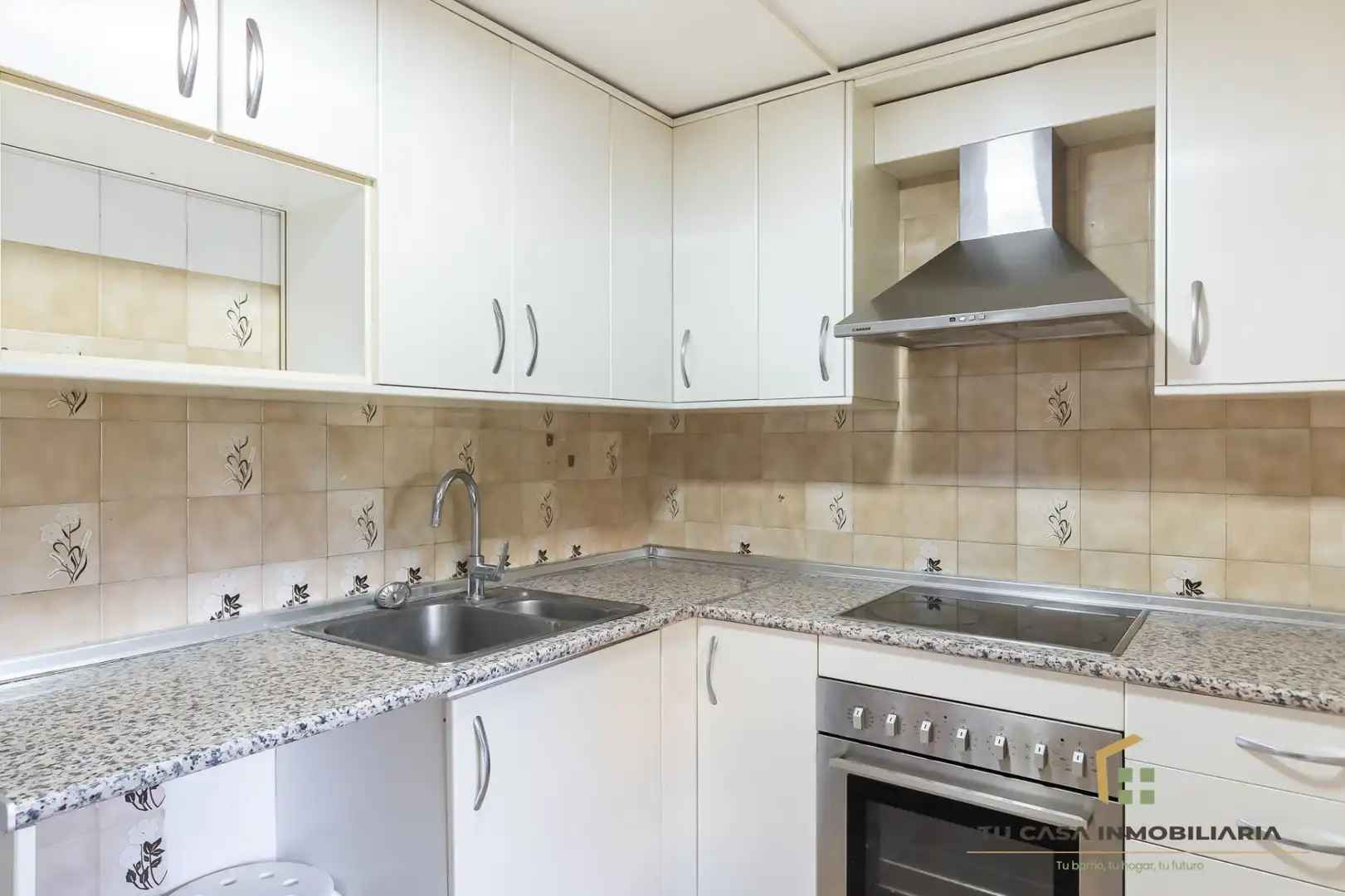 Cocina de Piso en venta en Badalona con Aire acondicionado
