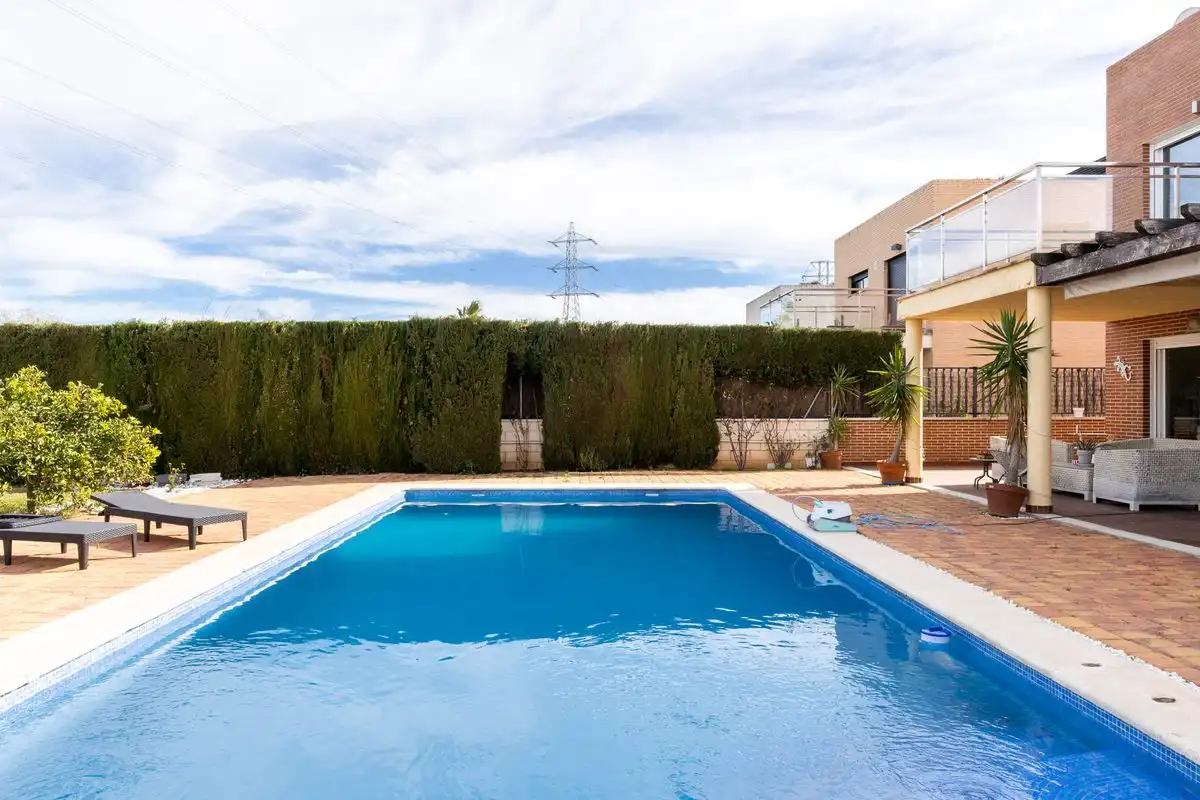 Casa con terrazza in vendita a Carrer de la Perdiu, imagen 3