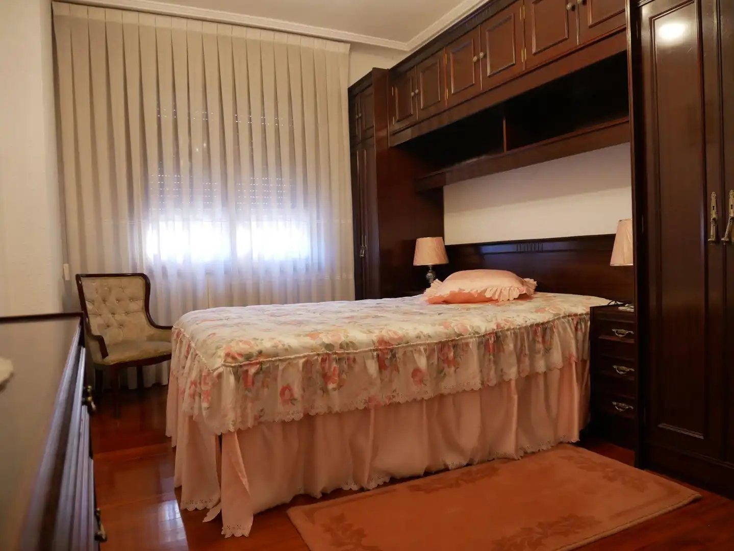 Habitación de Piso en venta en Basauri  con Calefacción y Balcón