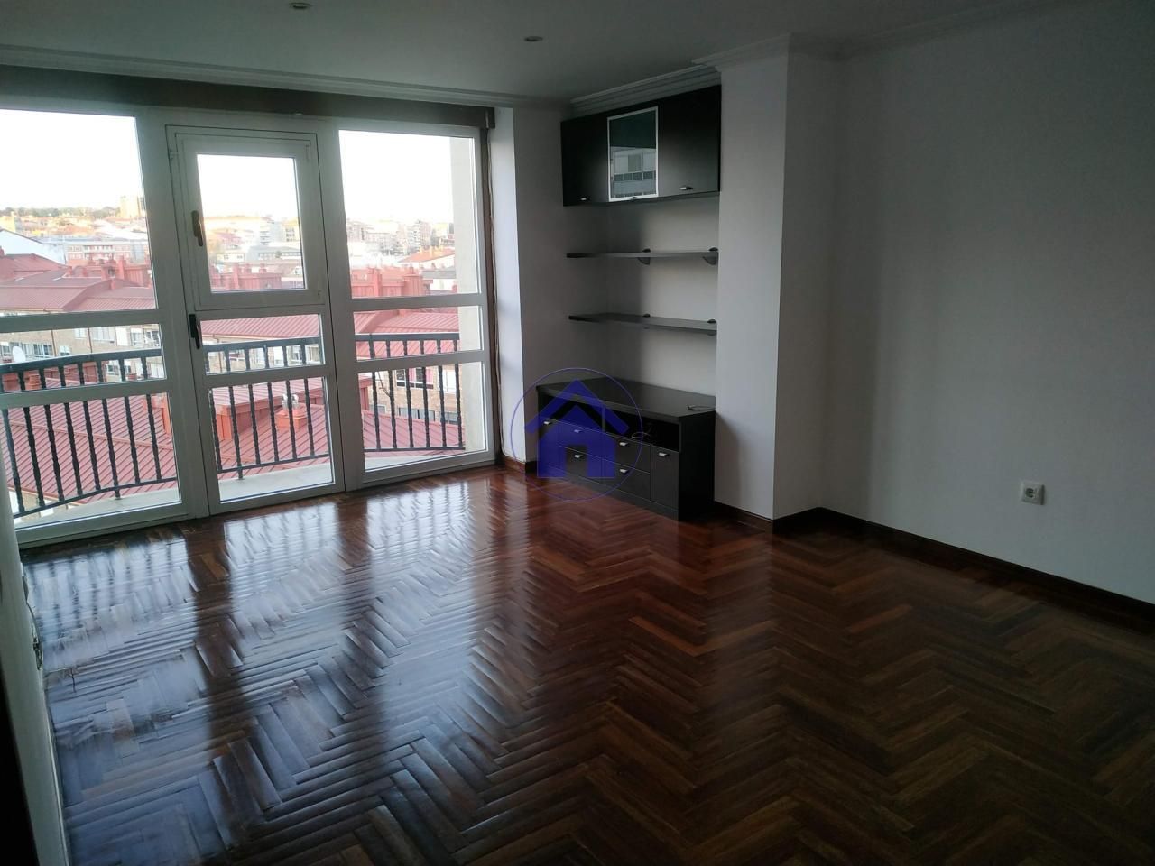 Dormitori de Pis de lloguer en Vigo  amb Calefacció i Parquet