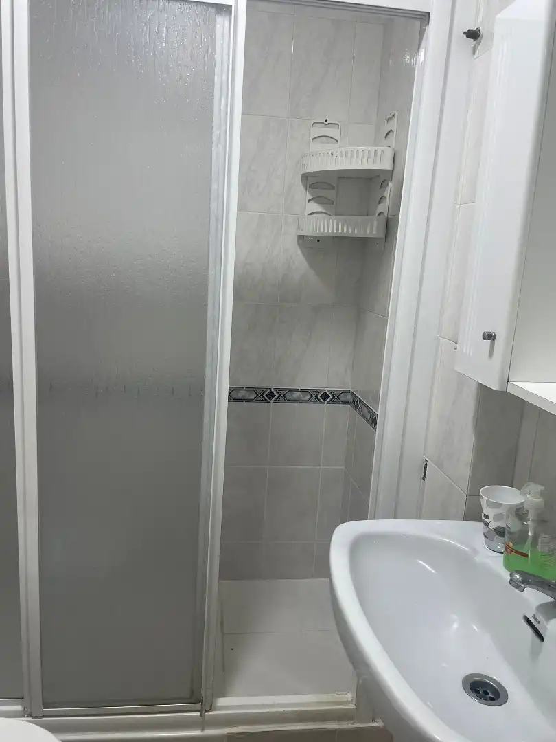 Baño de Piso de alquiler en Santiago de Compostela  con Amueblado
