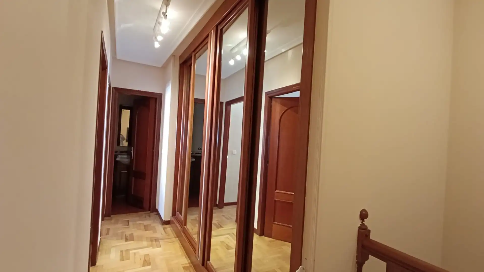 Dúplex en venda en Langreo amb Calefacció, Parquet i Forn